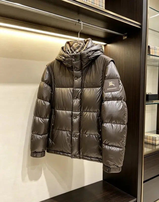 Burberry Down jacket male — Photo 2