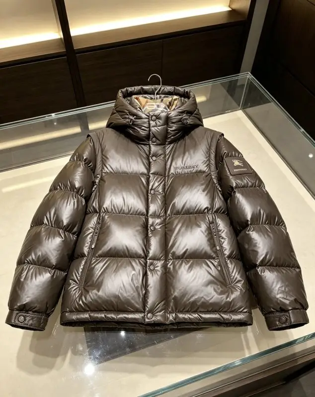 Burberry Down jacket male — Photo 4