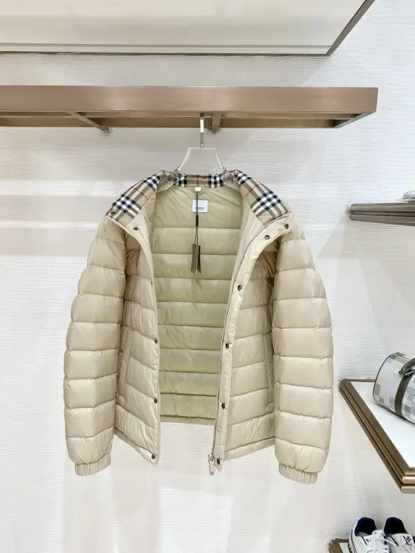 Burberry Пуховик чоловічий — Фото 5