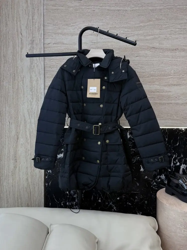 Burberry Двубортная куртка на пуху — Фото 1