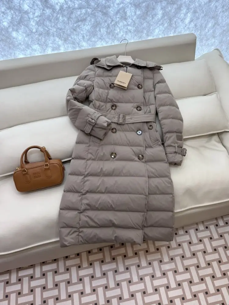 Burberry Двубортная long feather jacket — Photo 3