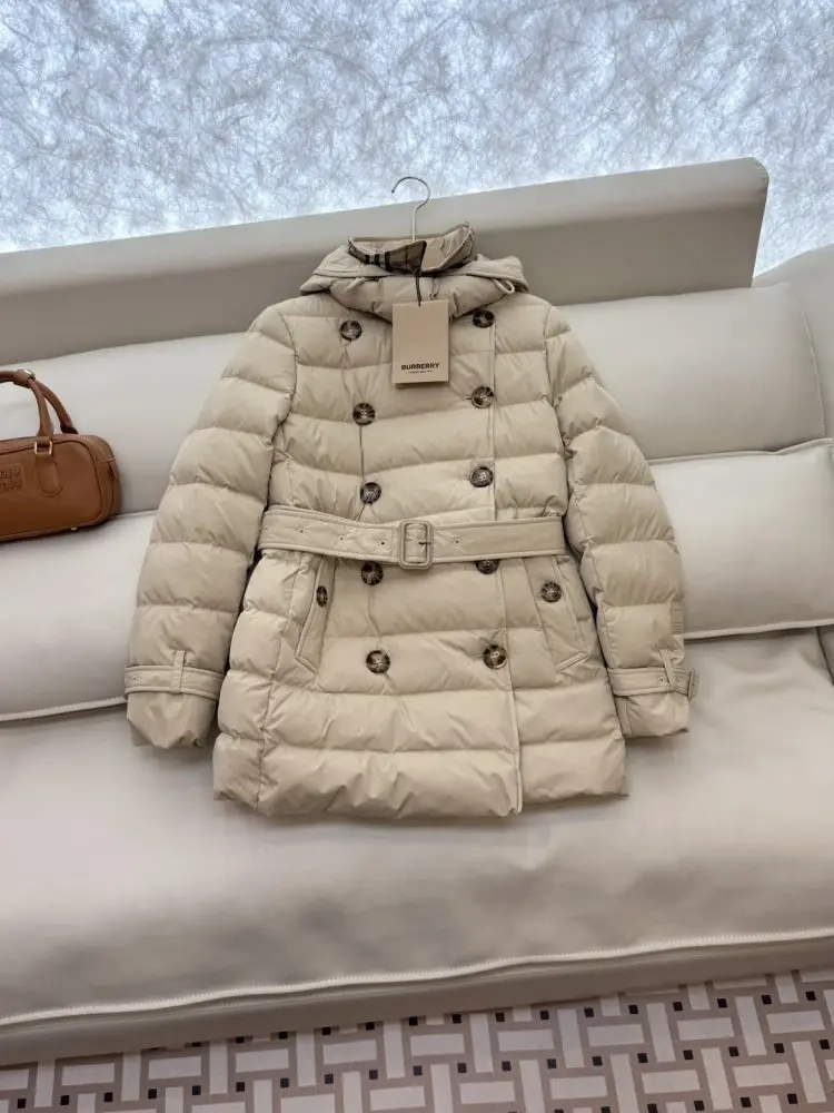 Burberry Двубортная short feather jacket — Photo 3