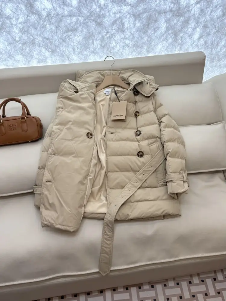 Burberry Двубортная short feather jacket — Photo 5