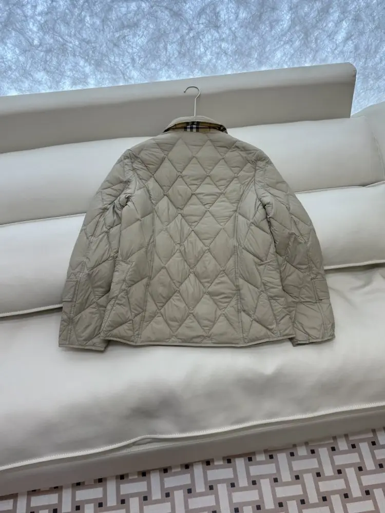 Burberry Jacket Down jacket Diamond Pattern Slim — Photo 5