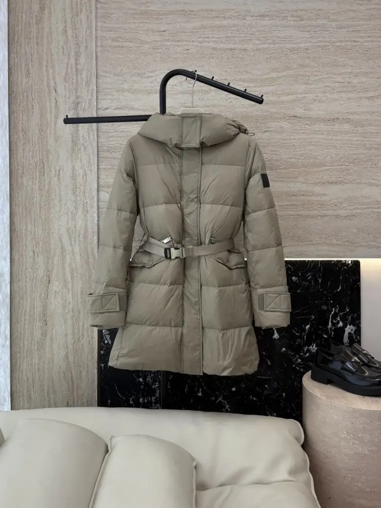 Burberry — Куртка пуховик жіноча