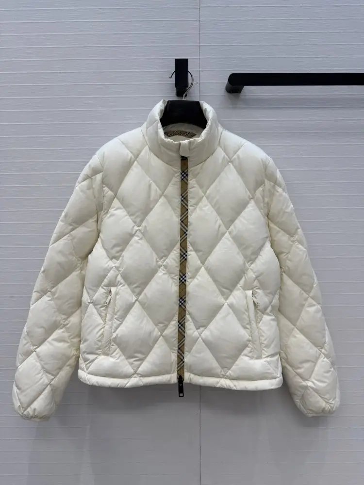 Burberry — Куртка пуховик жіноча