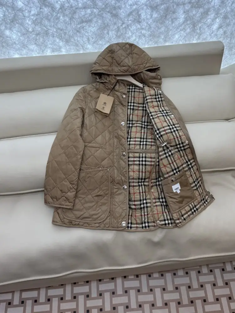 Burberry Куртка пуховик жіноча — Фото 4