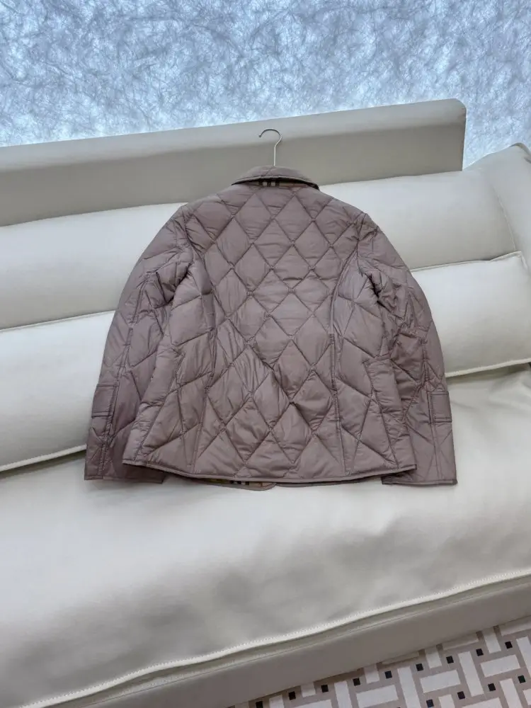 Burberry Куртка пуховик женская — Фото 4