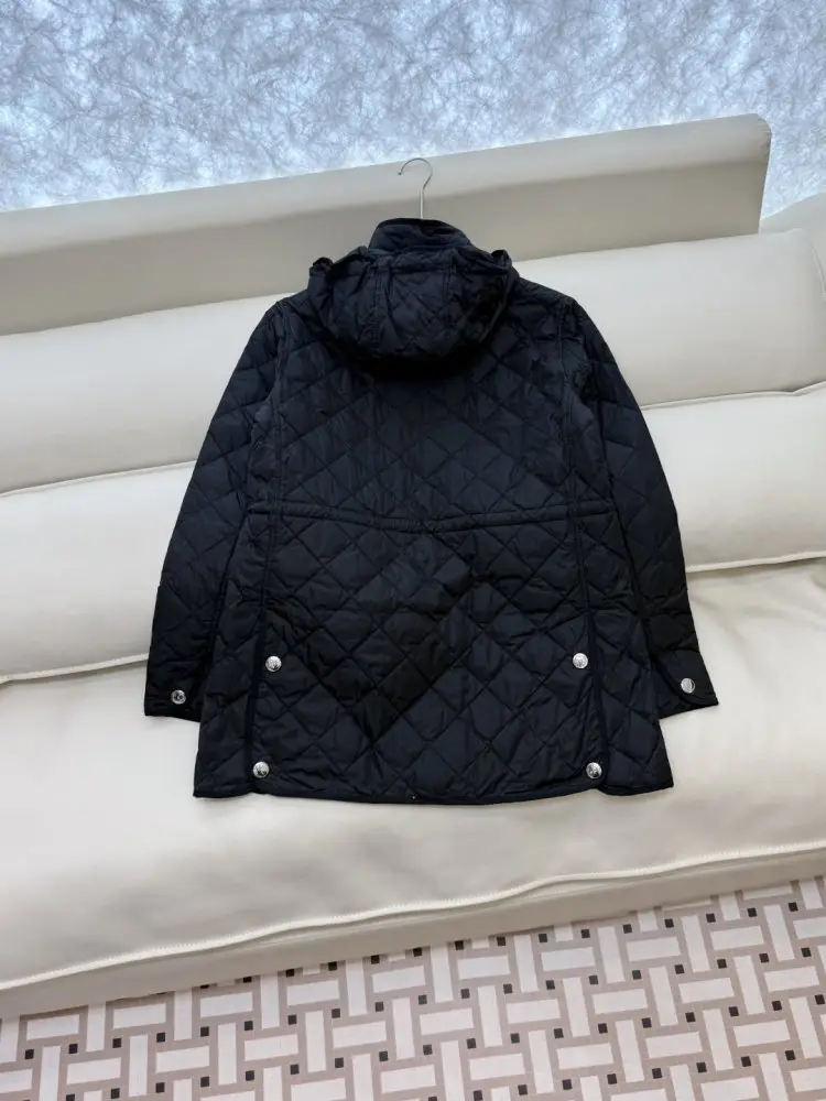 Burberry Куртка пуховик женская — Фото 5