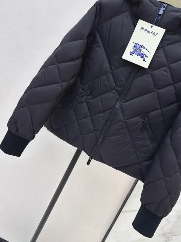 Burberry Куртка жіночку — Фото 5