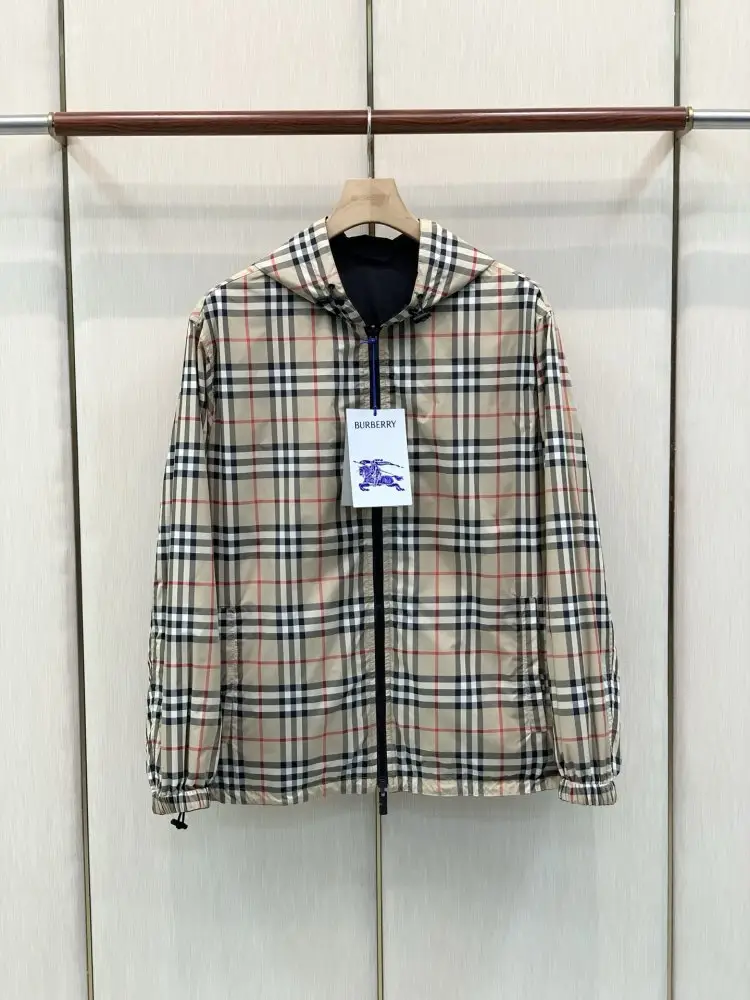 Burberry — Куртка мужская