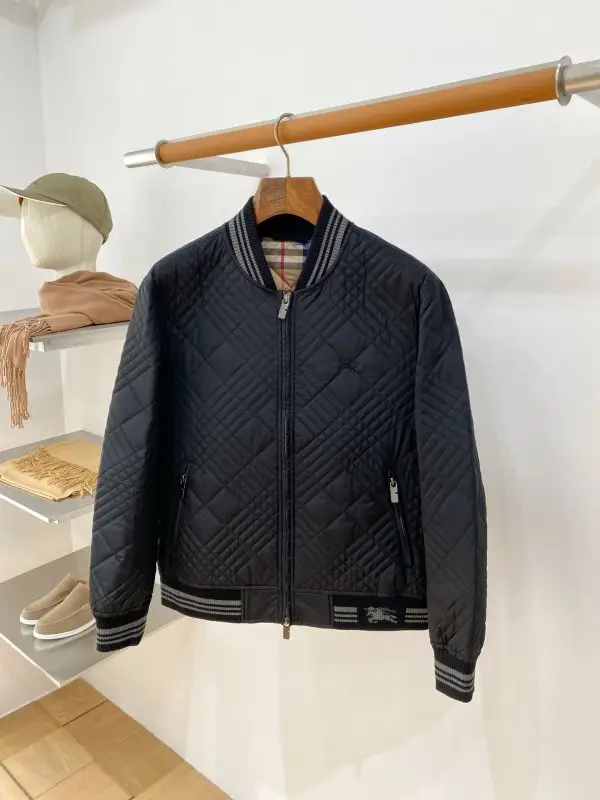 Burberry — Куртка чоловіча