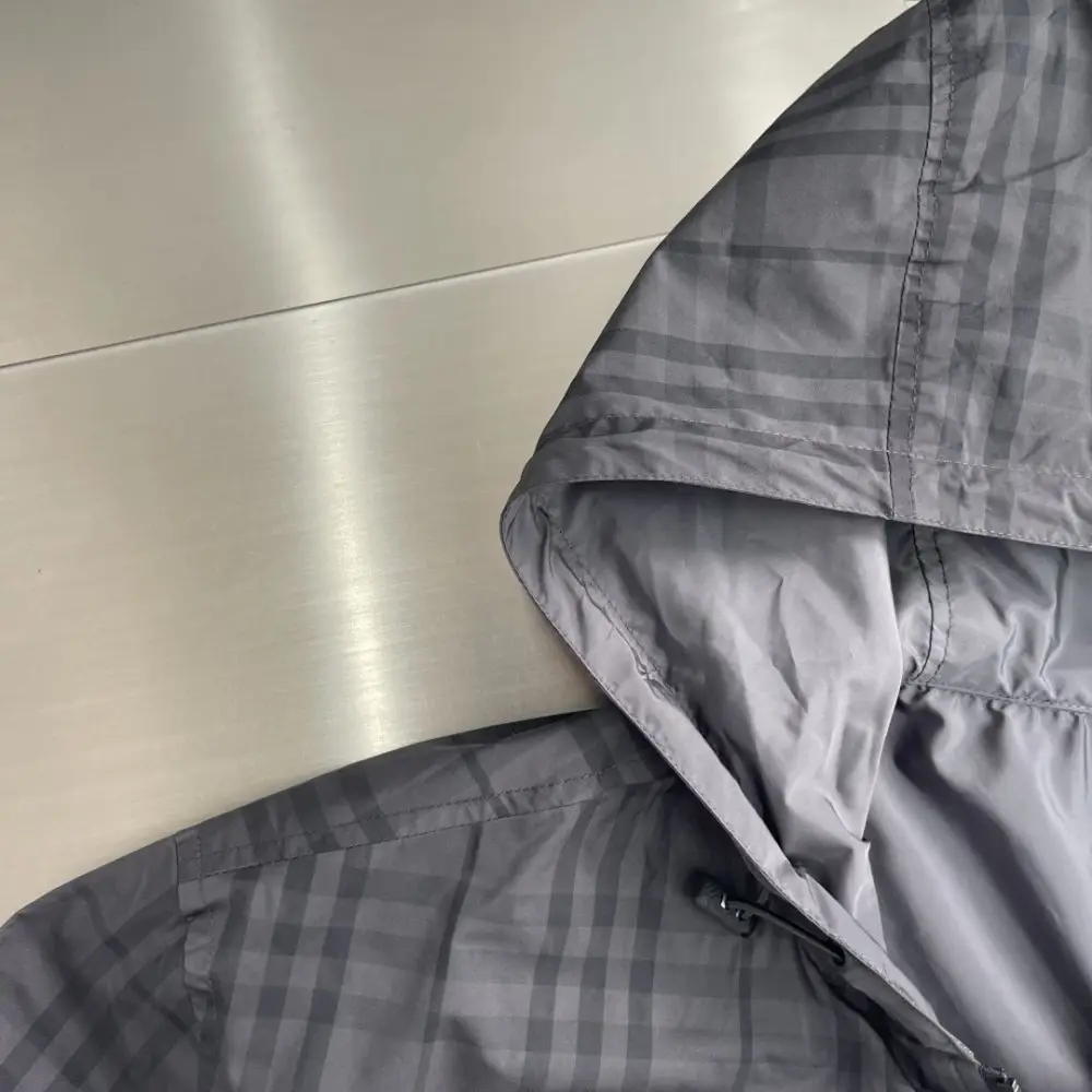 Burberry Куртка мужская — Фото 4