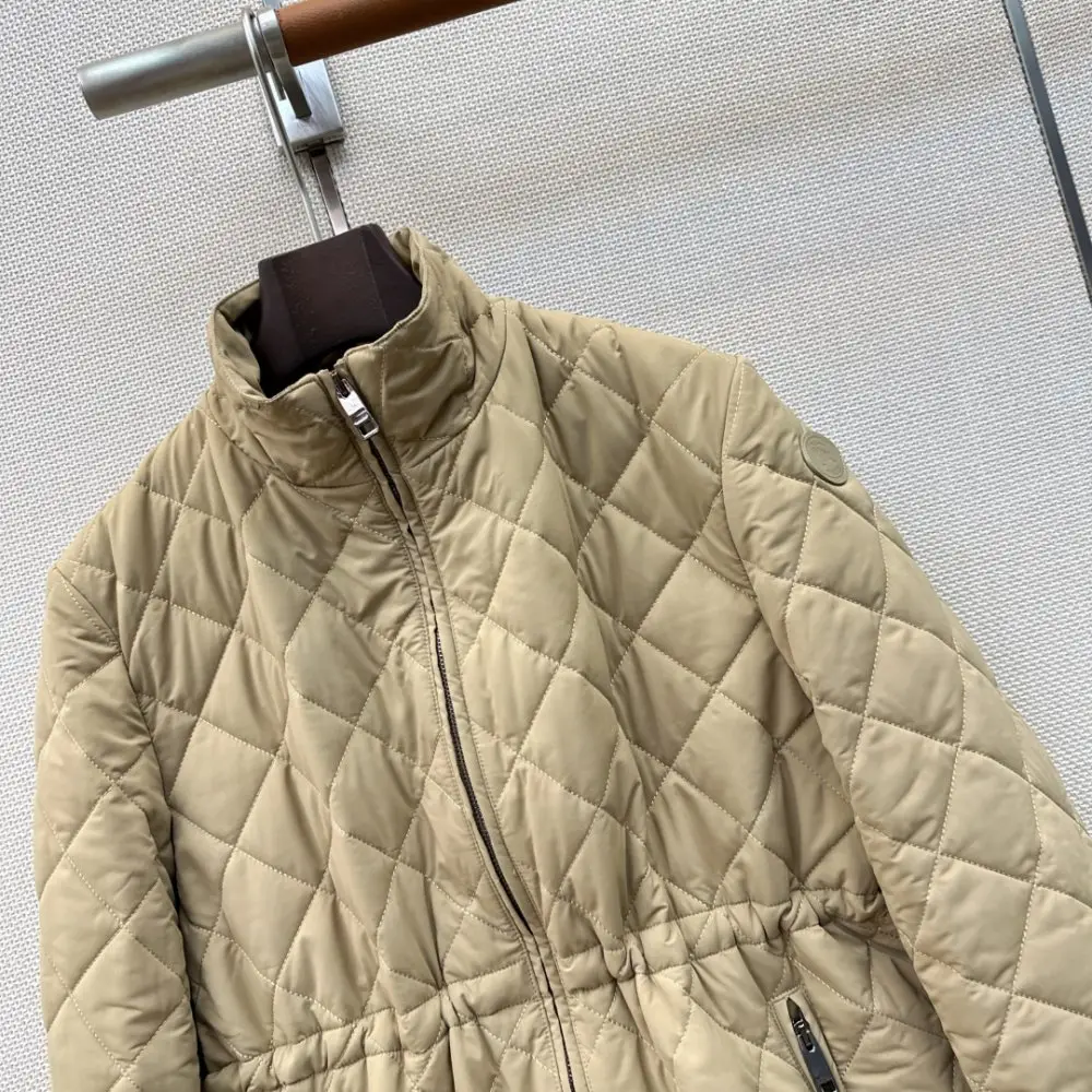 Burberry Куртка стеганая жіноча — Фото 3