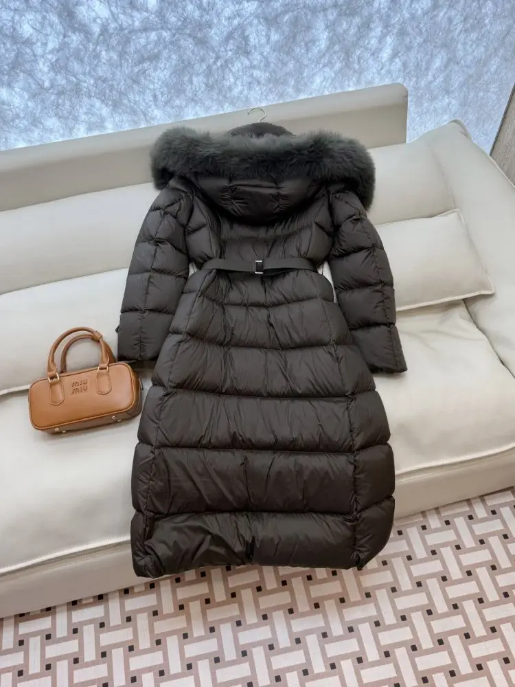 Burberry Куртка жіноча довга з коміром з лисячого хутра — Фото 4