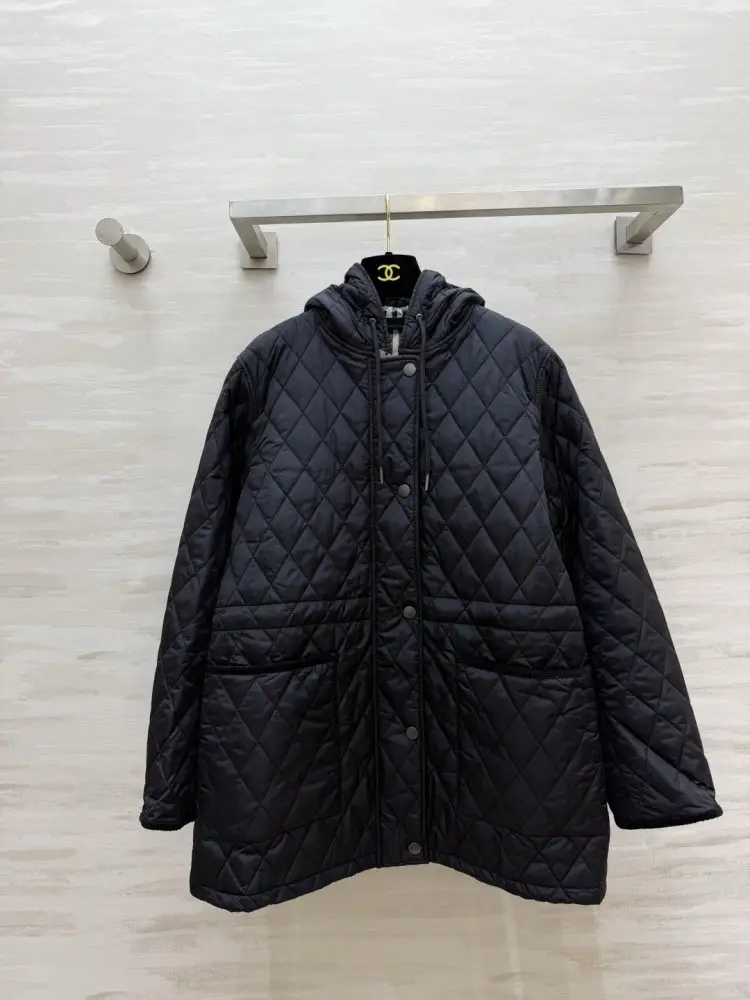 Burberry — Куртка жіноча