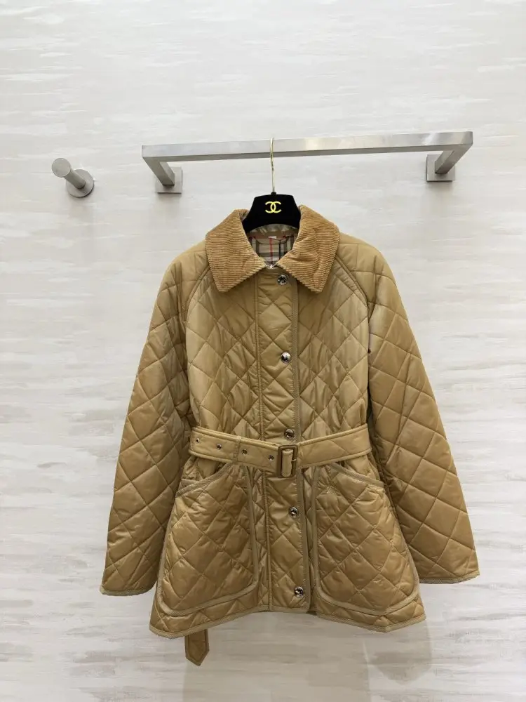 Burberry — Куртка жіноча