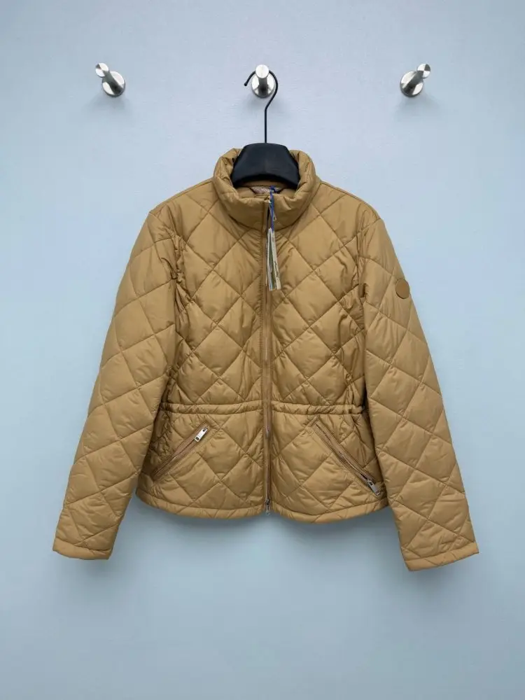 Burberry — Куртка жіноча
