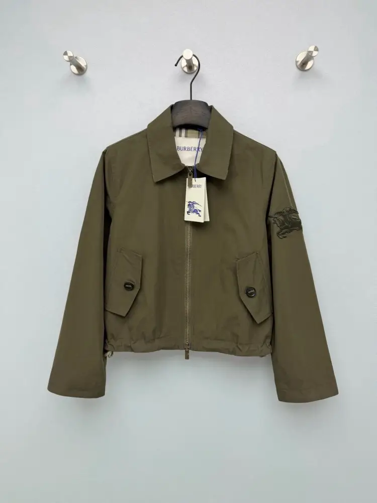 Burberry — Куртка жіноча