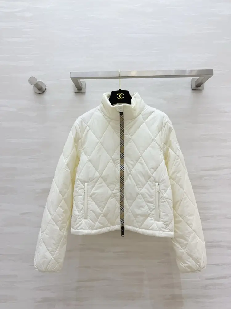 Burberry — Куртка жіноча