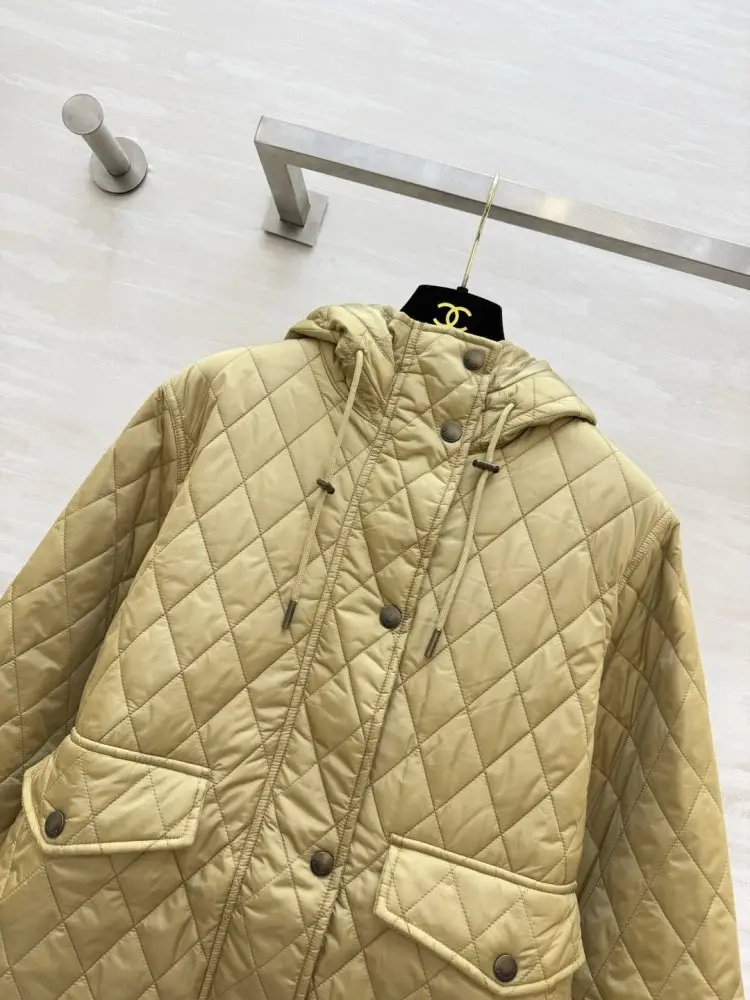 Burberry Куртка жіноча — Фото 3