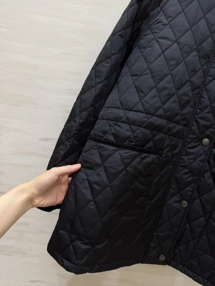 Burberry Куртка женская — Фото 4