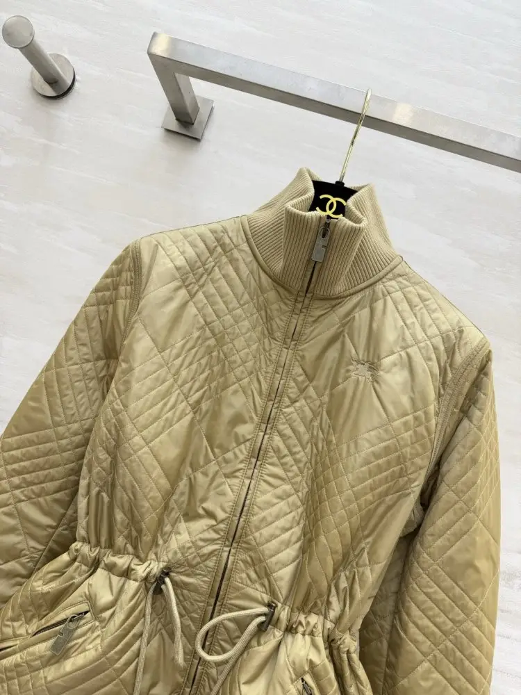Burberry Куртка жіноча — Фото 4