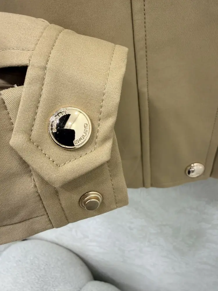 Burberry Куртка женская — Фото 5