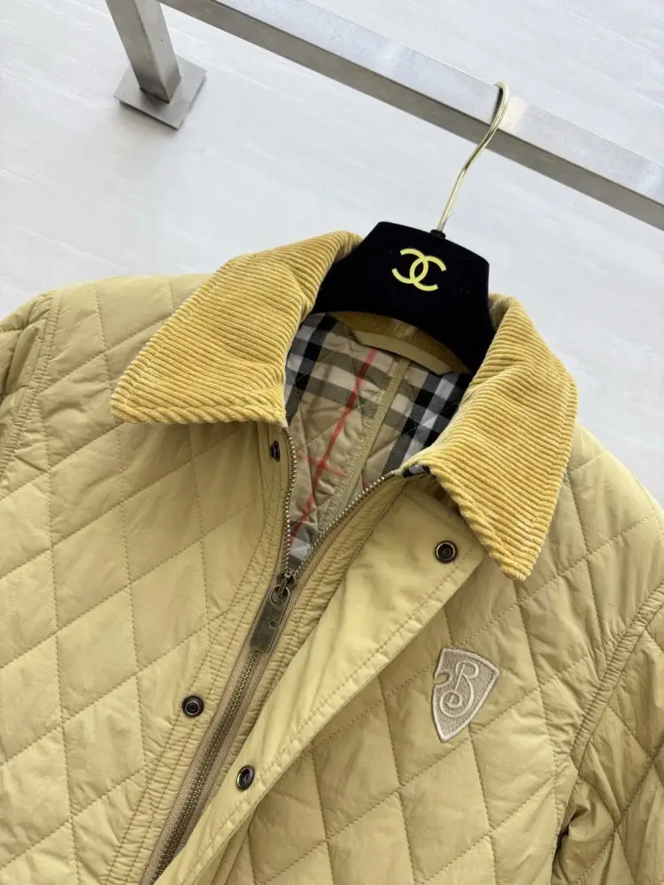 Burberry Jacket women's — Photo 5