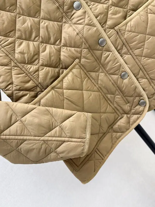 Burberry Куртка женская — Фото 5