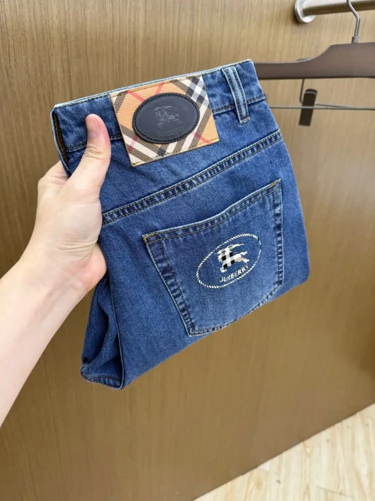 Burberry — Jeans men's