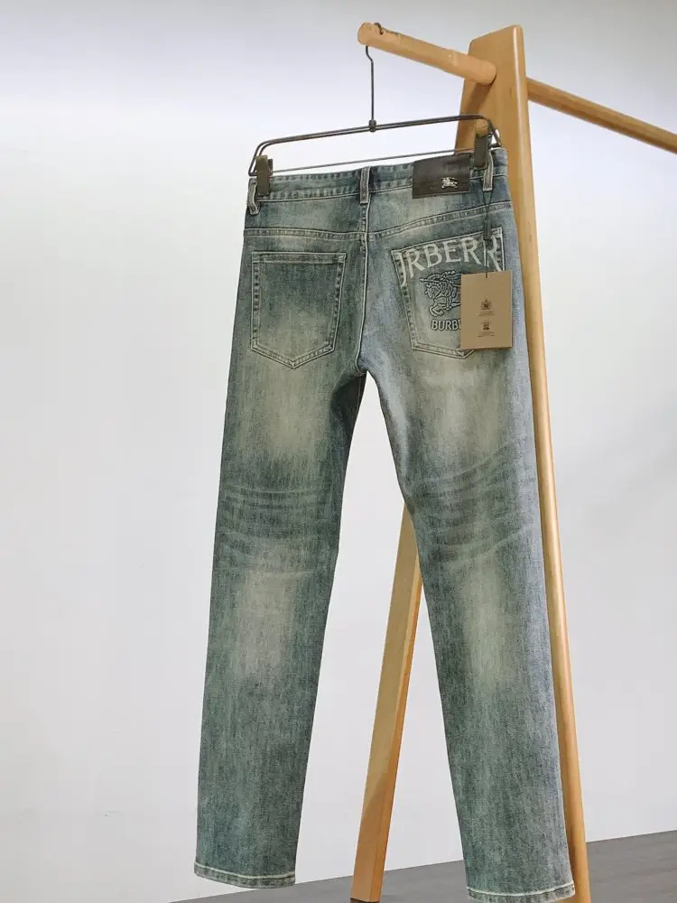 Burberry Джинсы мужские — Фото 2