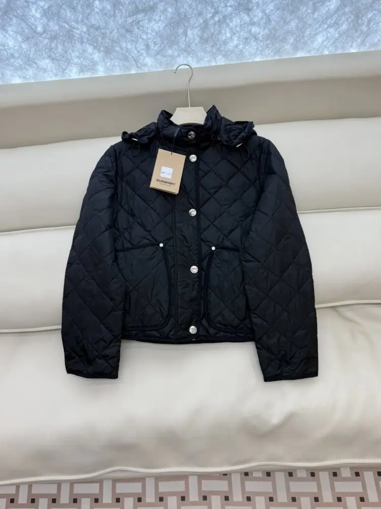 Burberry Легка куртка на пуху жіноча — Фото 3