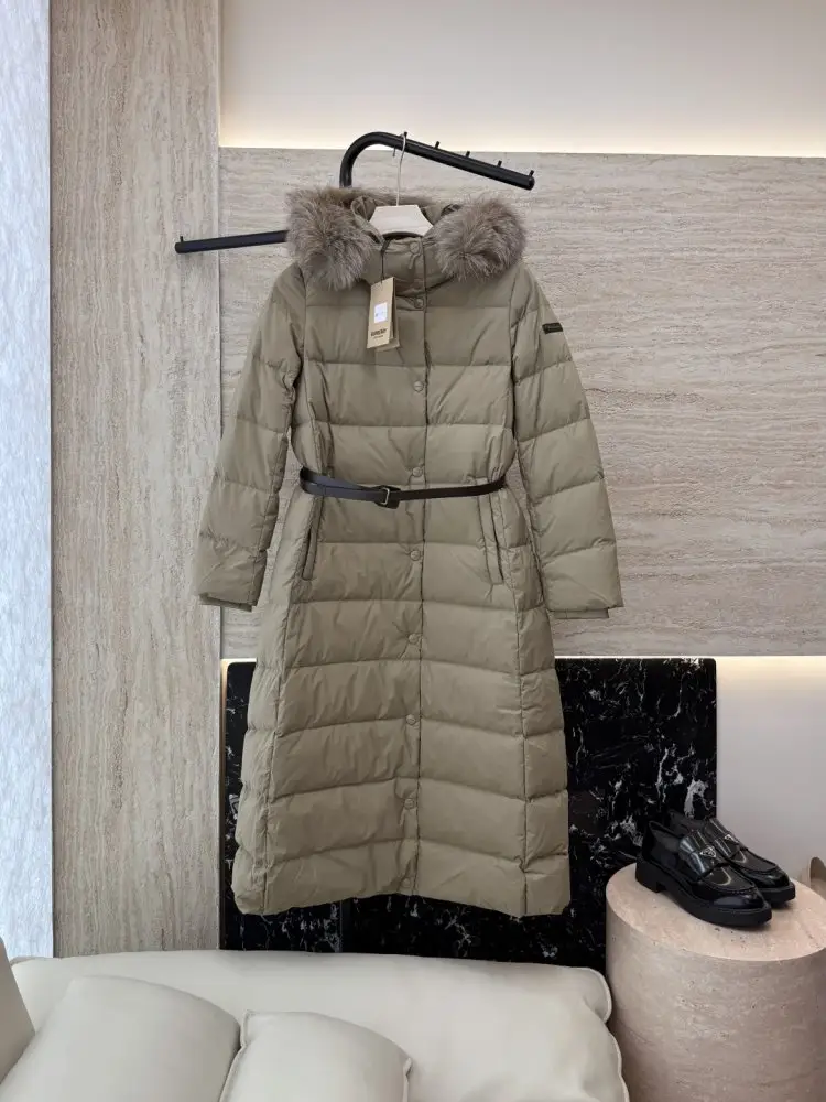 Burberry — Довга куртка пуховик жіноча