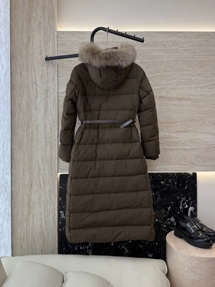 Burberry Довга куртка пуховик жіноча — Фото 2