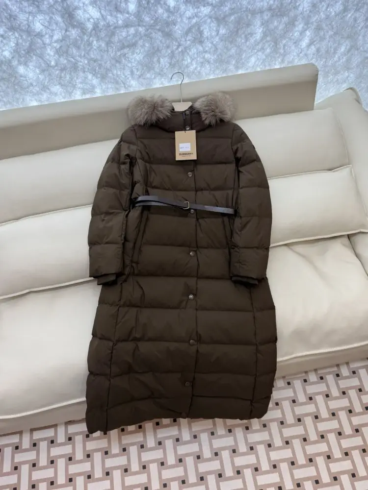 Burberry Довга куртка пуховик жіноча — Фото 3