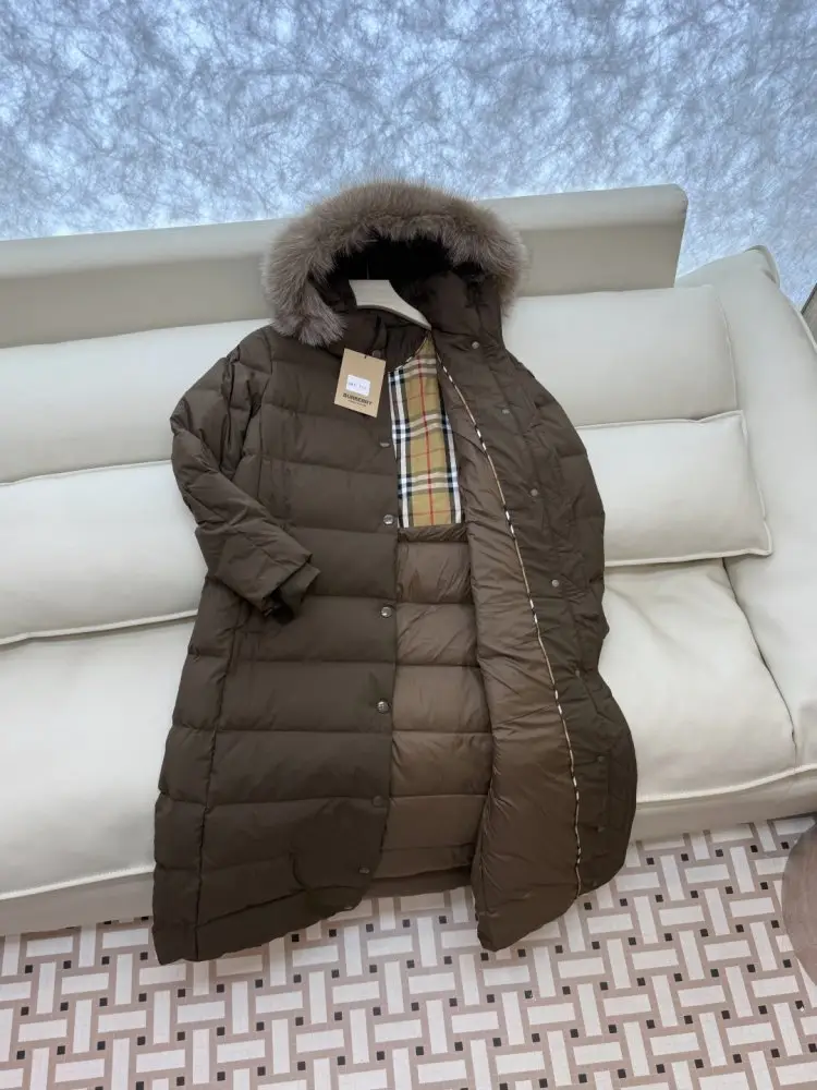 Burberry Довга куртка пуховик жіноча — Фото 4