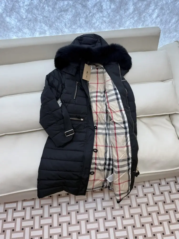 Burberry Довга куртка на пуху зі знімним коміром з лисячого хутра — Фото 4