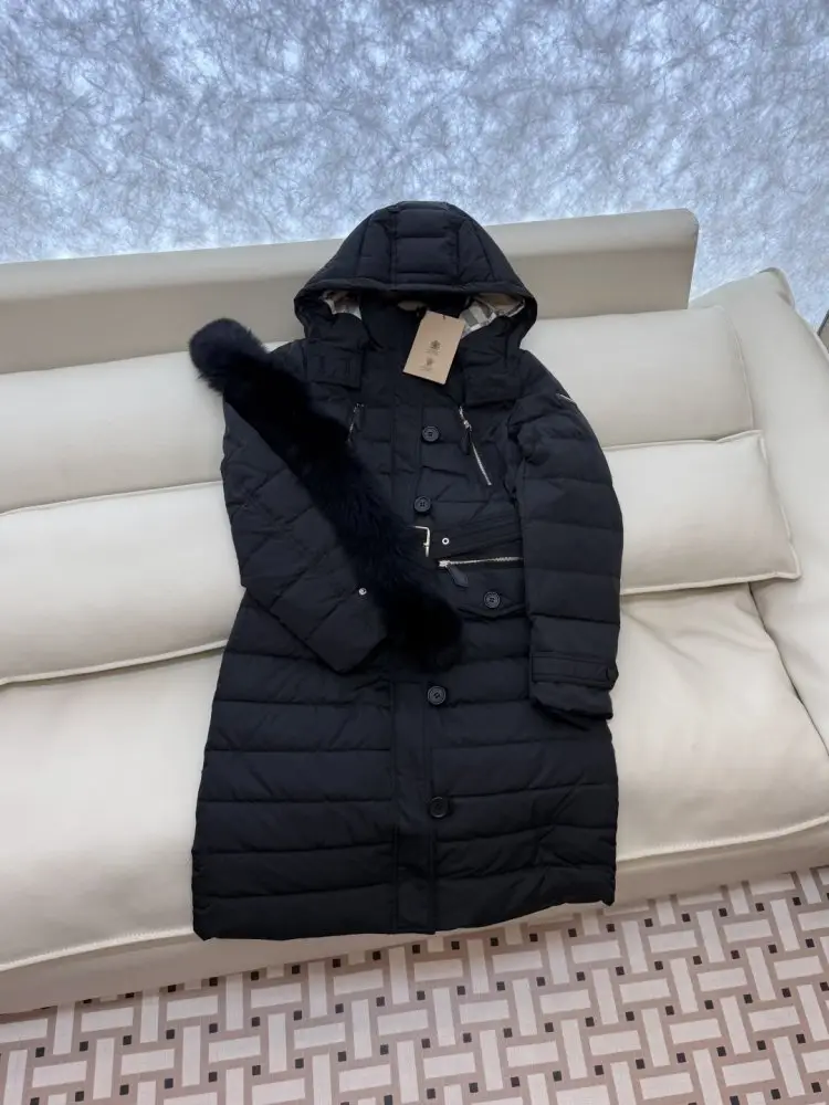 Burberry Довга куртка на пуху зі знімним коміром з лисячого хутра — Фото 5