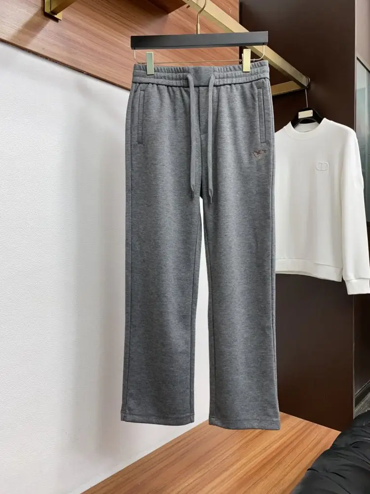 Burberry Pants sport men's — Photo 2