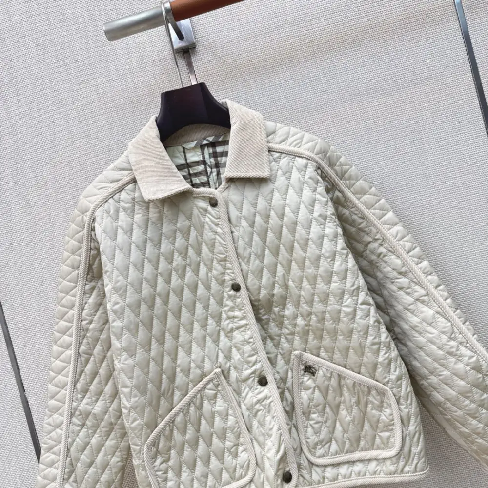 Burberry Quilted jacket from ромбовидным pattern — Photo 3