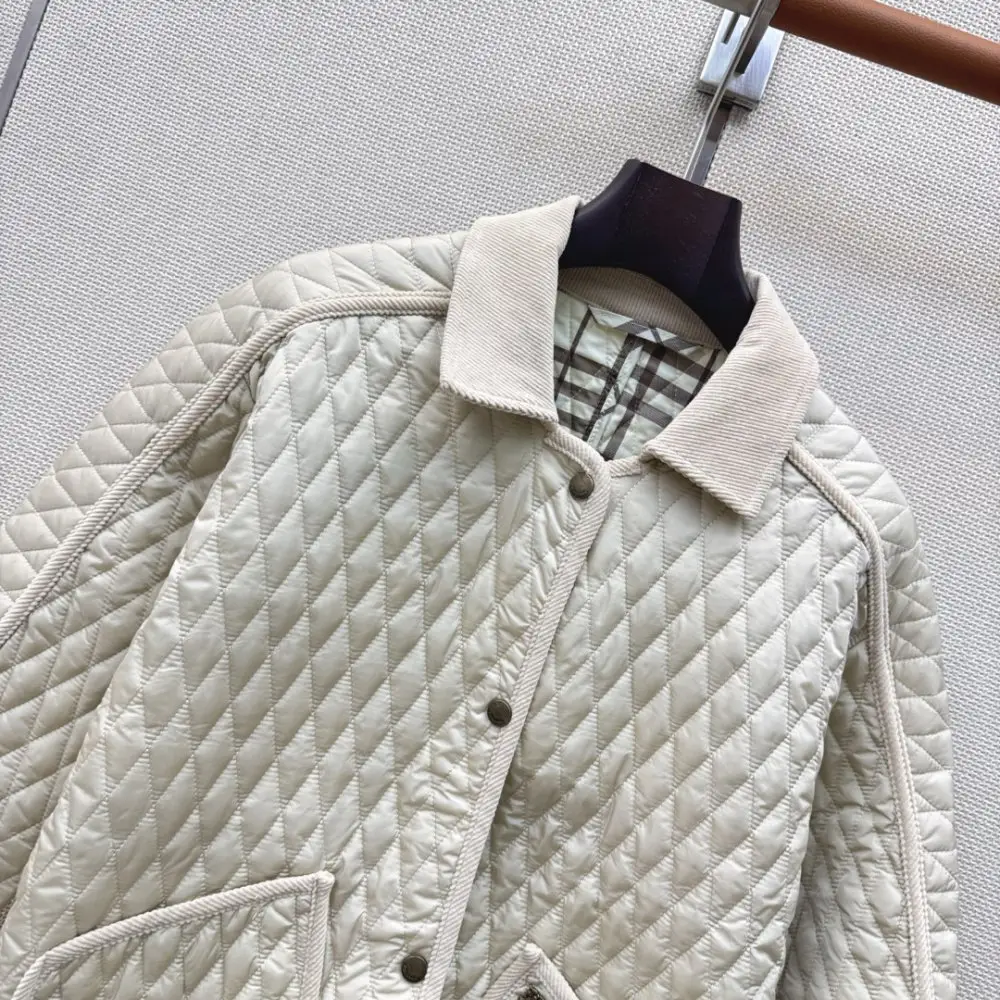 Burberry Quilted jacket from ромбовидным pattern — Photo 4
