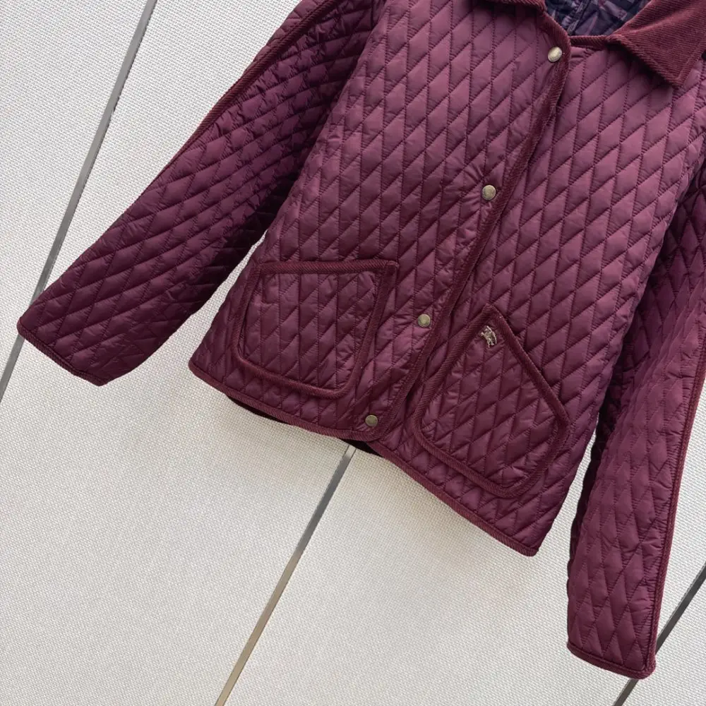 Burberry Стеганая куртка з ромбовидным візерунком — Фото 5