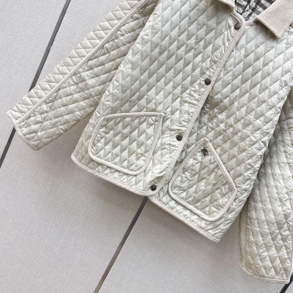 Burberry Quilted jacket from ромбовидным pattern — Photo 5
