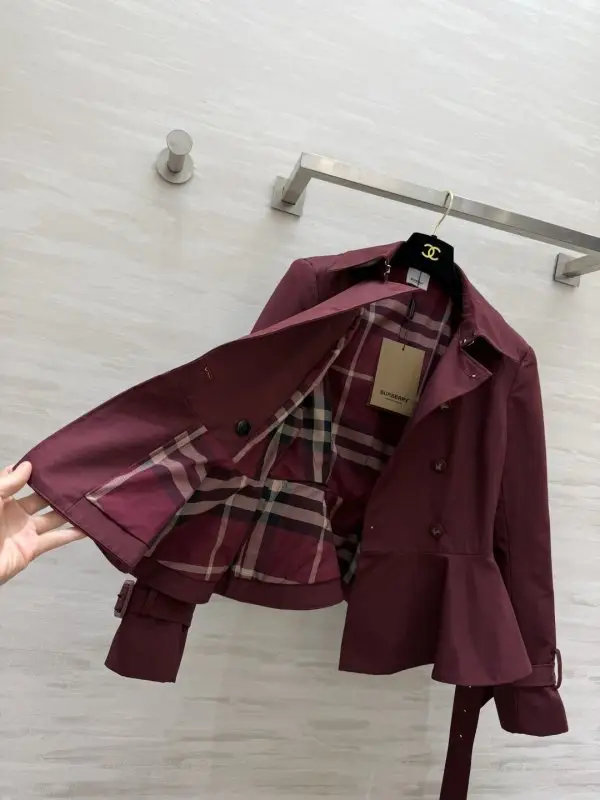 Burberry Короткий осінній тренч — Фото 4