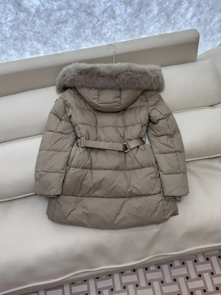 Burberry Short feather jacket women's — Photo 5