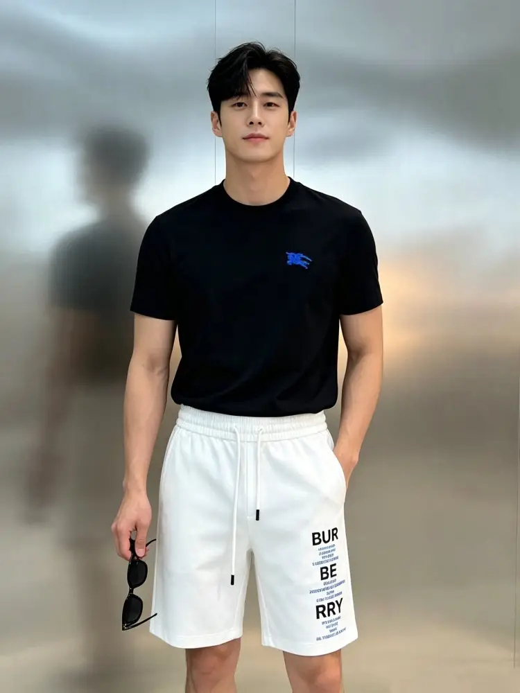 Burberry — Shorts men's