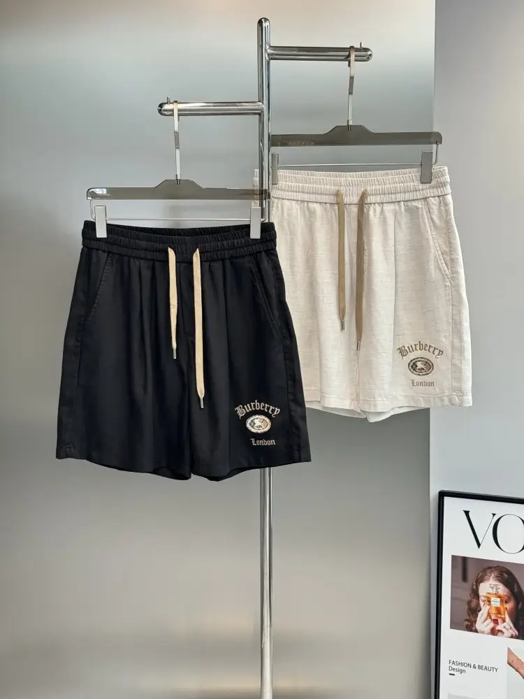 Burberry — Shorts men's