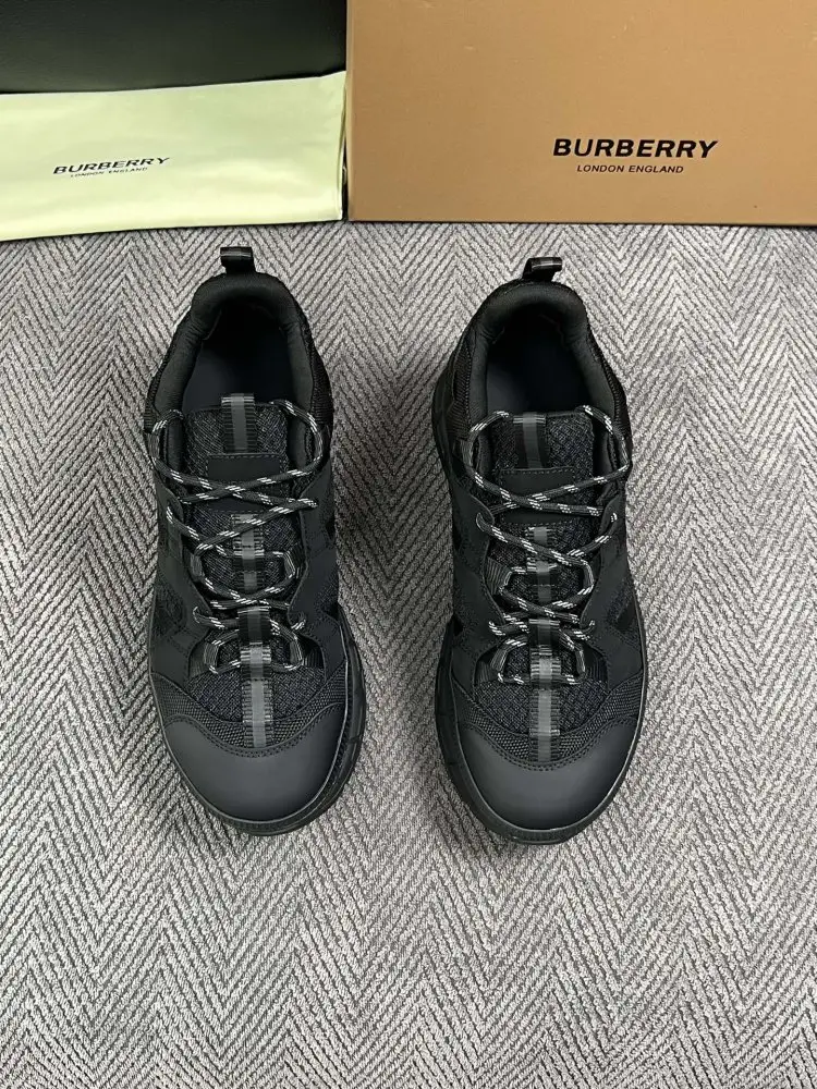 Burberry Кроссовки — Фото 3