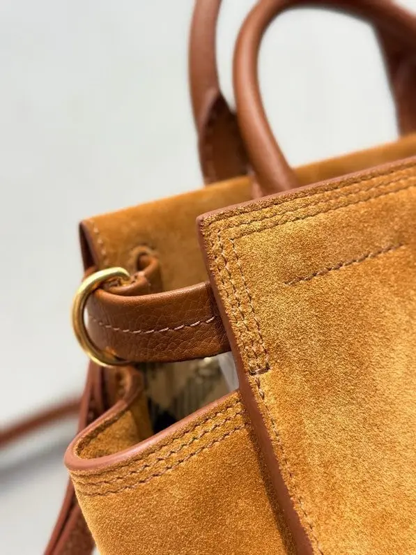 Burberry Замшева сумка Cotswolds 24 см — Фото 4